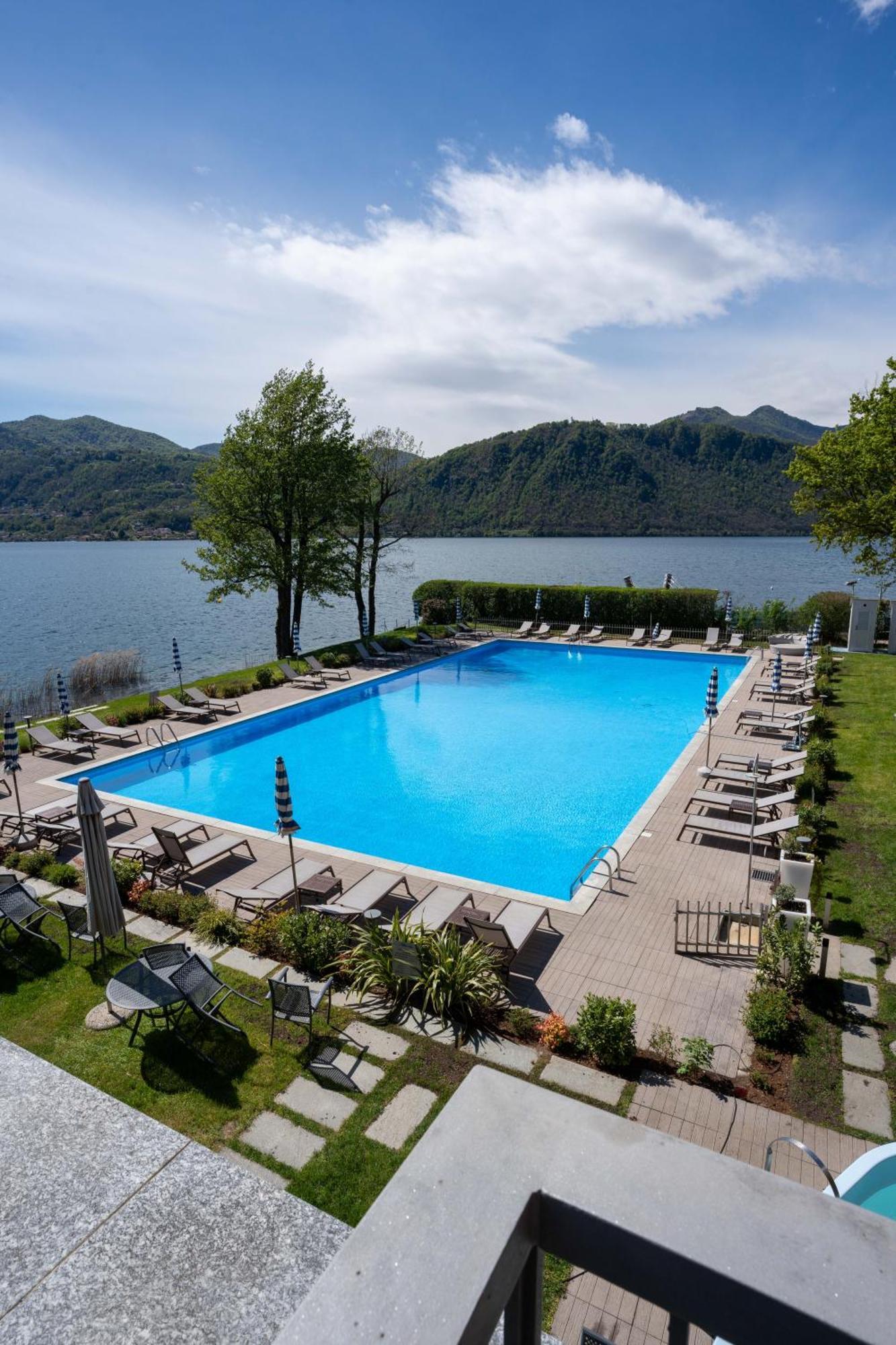 Hotel L'Approdo Петтенаско Экстерьер фото